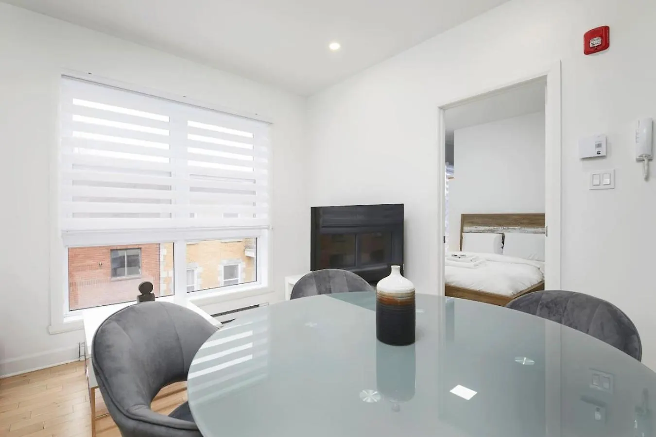 Outstanding 1Br Village Downtown Mtl Zh5 Montreal Apartment